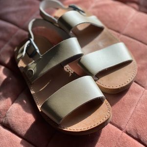Freshly Picked - Platinum Sanibel Sandal